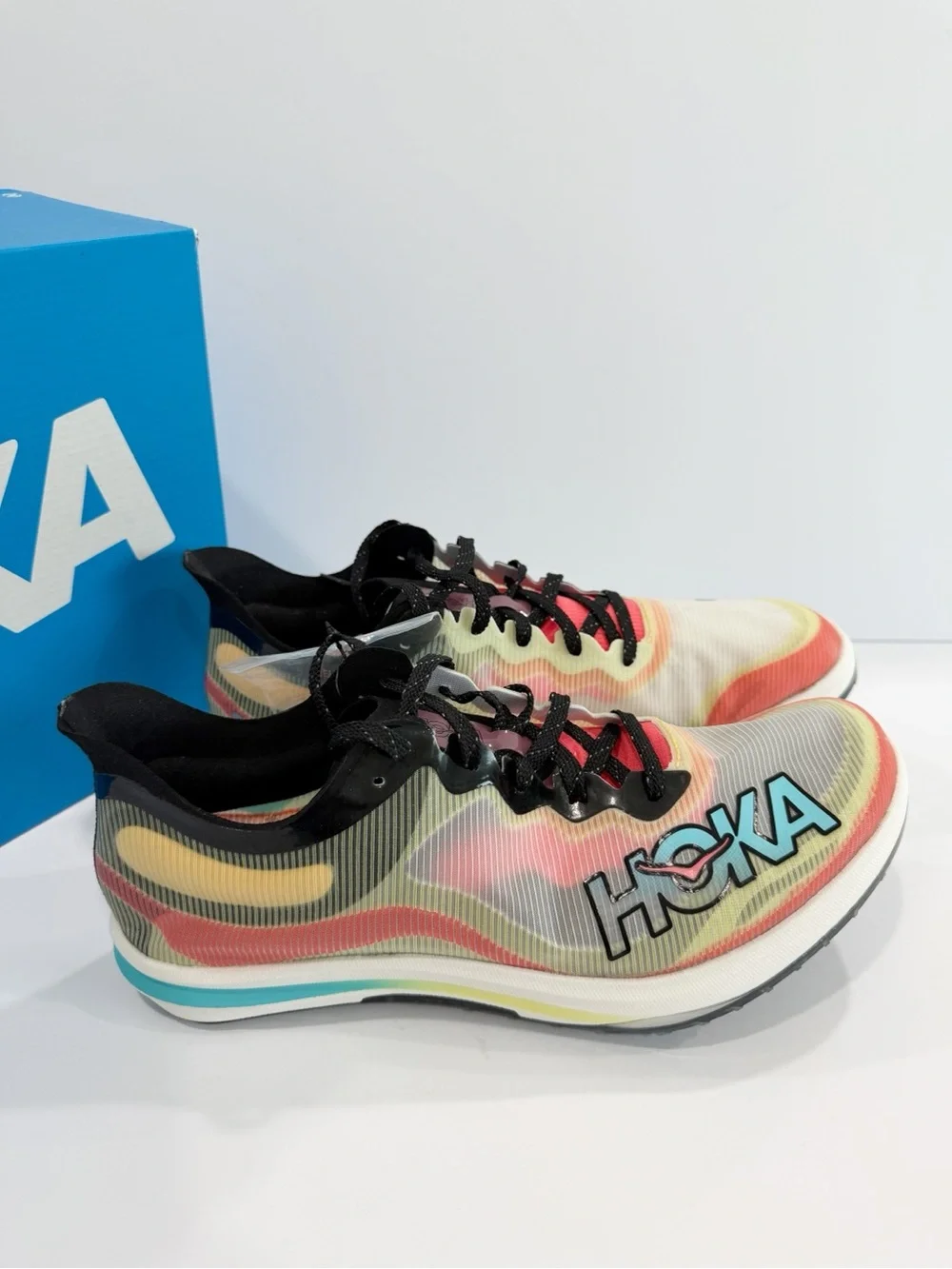 Hoka One One Cielo X 3 MD Unisex  Spikes Running Shoes